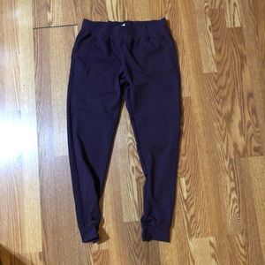 Zyia Active Plum Unwind Joggers Size Medium